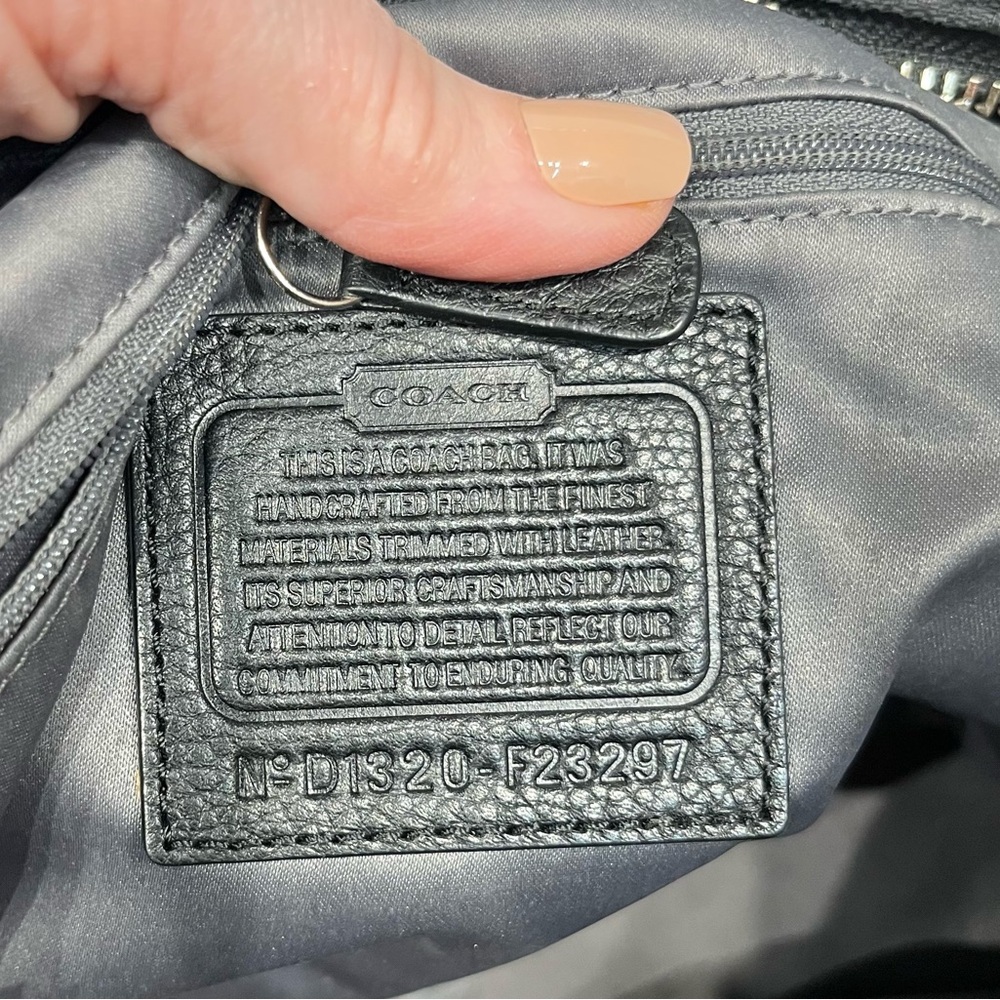 Coach Park Signature Carrie Tote - Picture 12 of 12